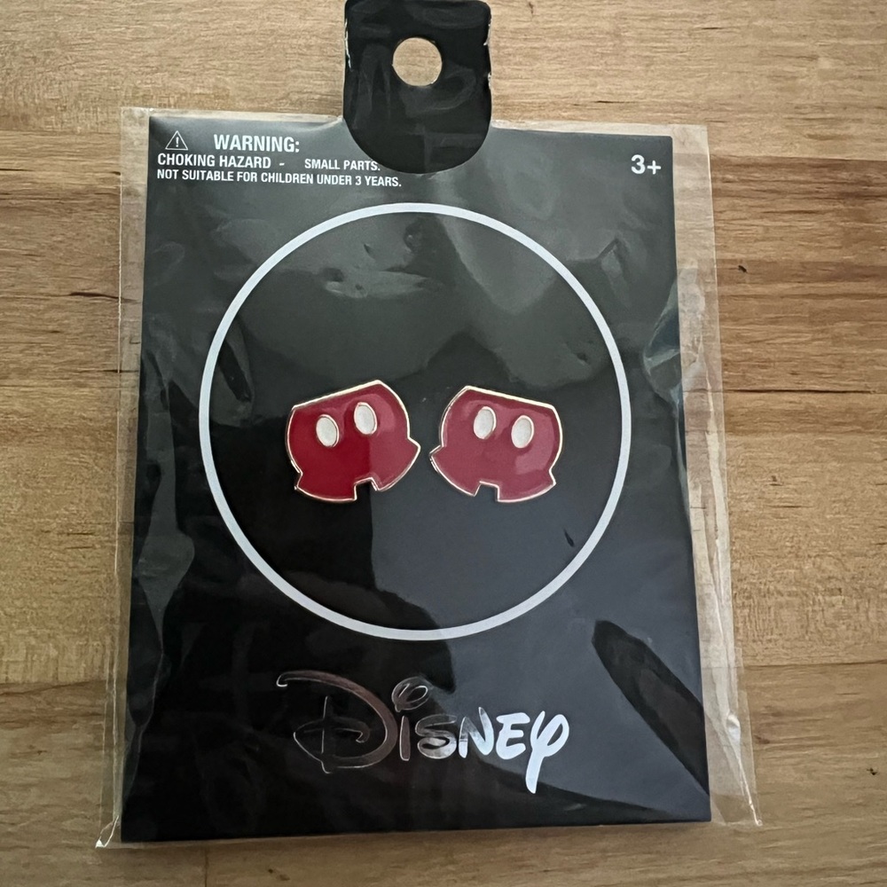 NWT Disney MICKEY MOUSE 2024 Aldi Collab Red Shorts shaped Earrings set